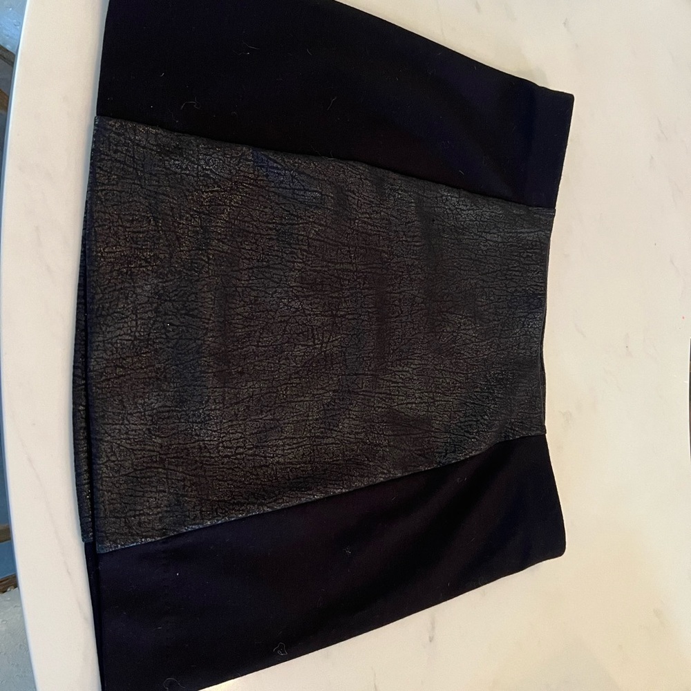 Express cute black mini skirt size S